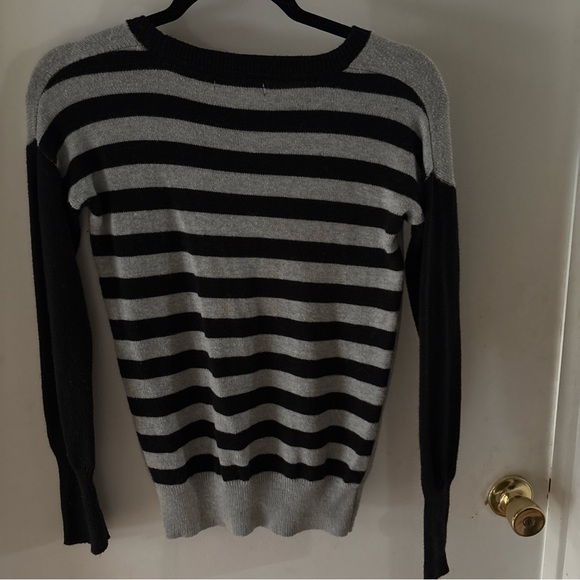 Poof! Dog sweater, grey and black size Small - Picture 3 of 3